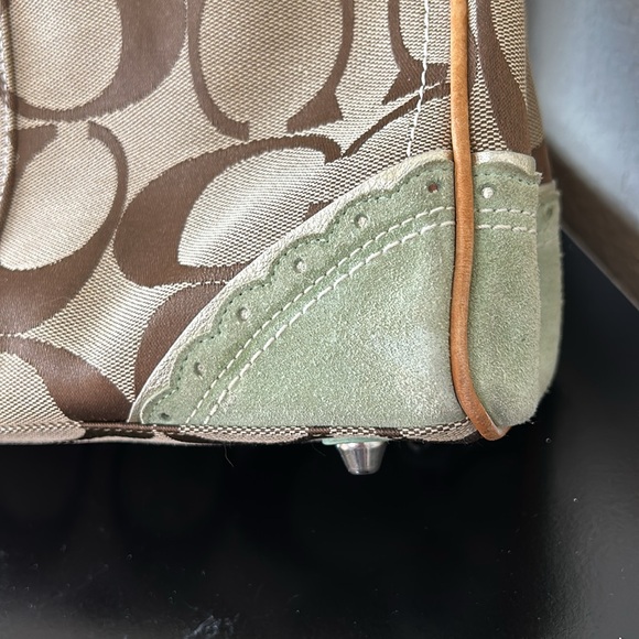 Coach Hampton Limited Edition Fish Appliqué Stachel - Picture 9 of 16